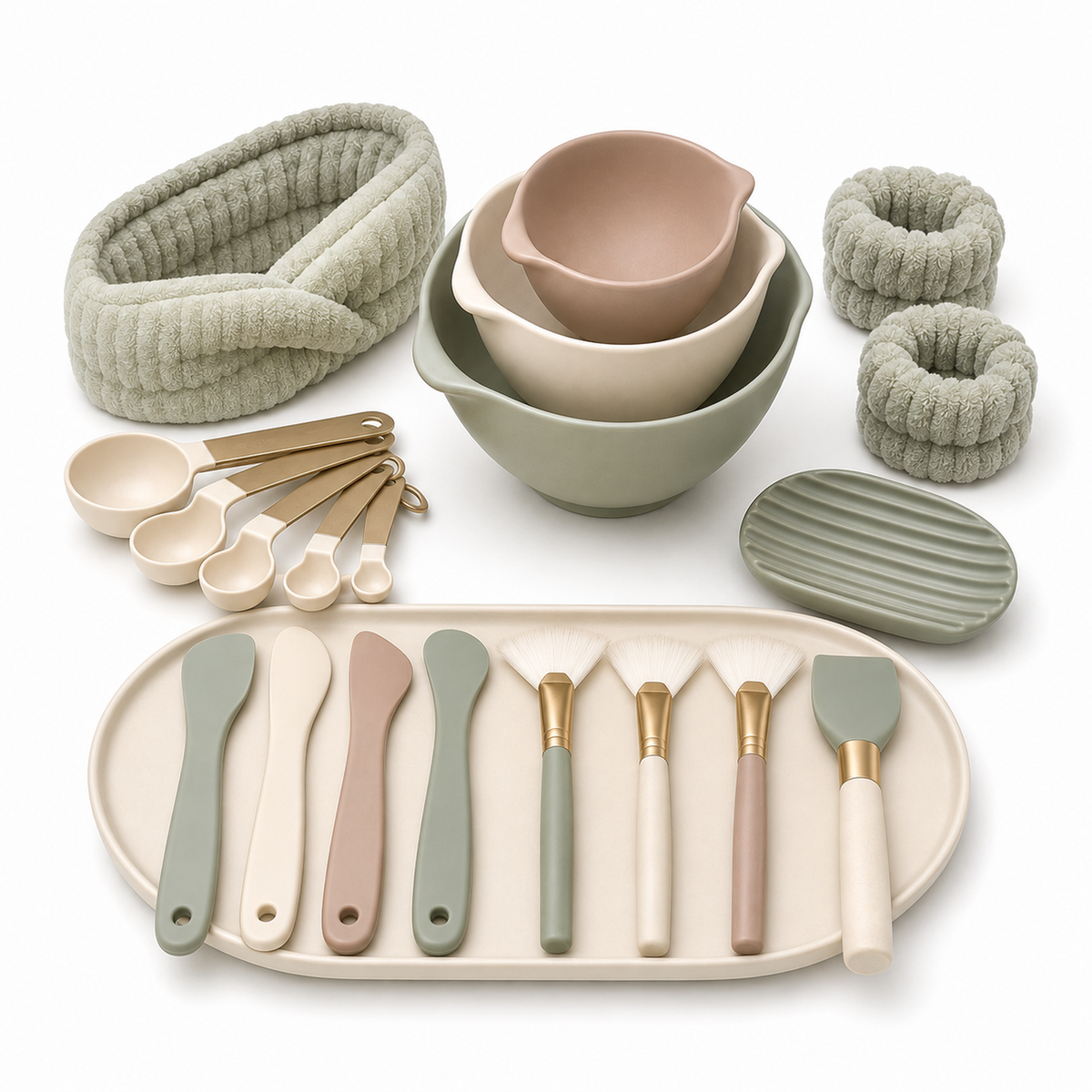 22-Piece Facial Mask Mixing and Application Studio Set